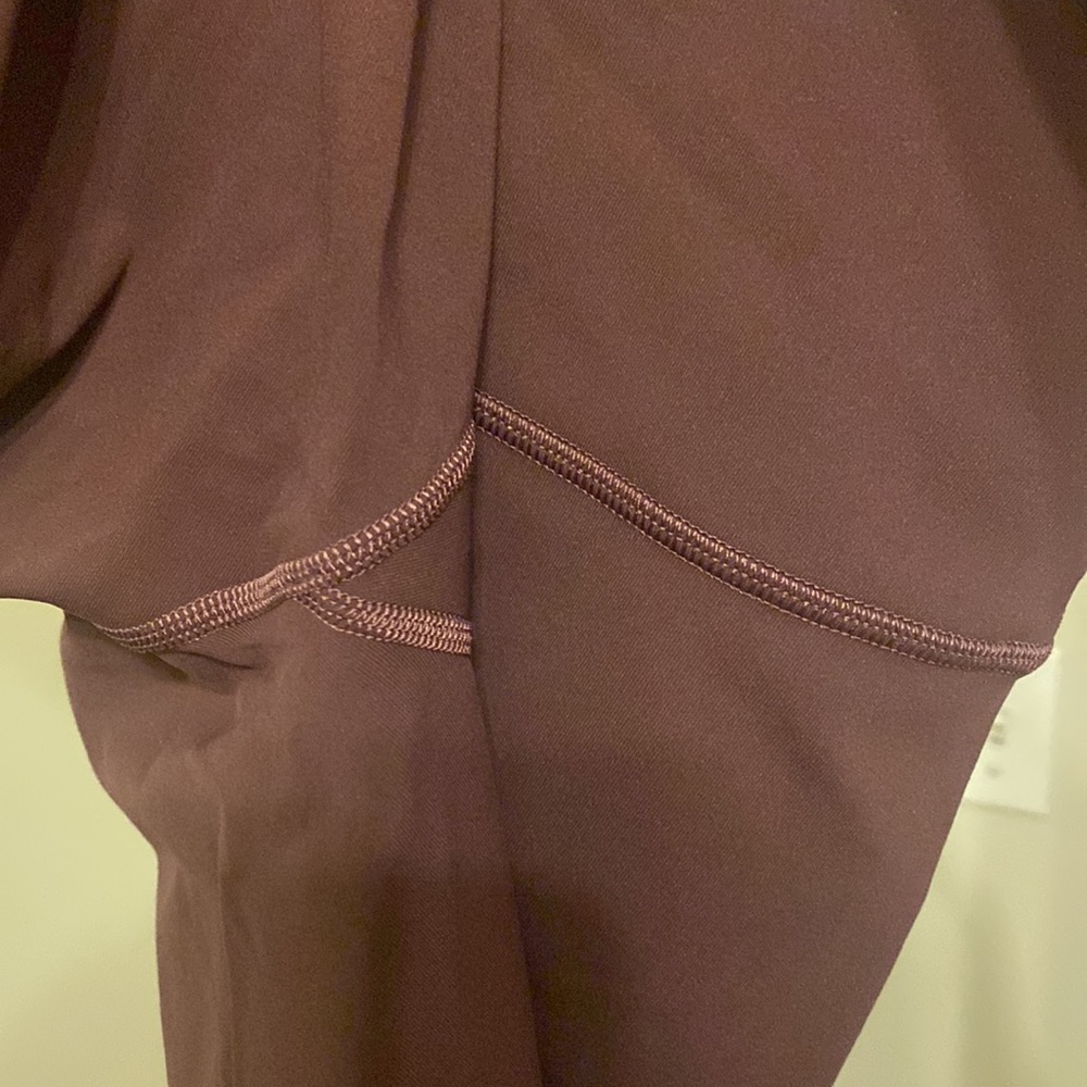 Lulu aligns don’t think my daughter ever wore - Picture 3 of 4